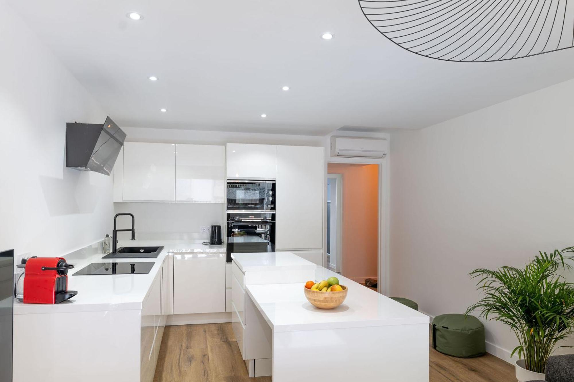 Somptueux Appartement 20M Plages Avec Vue Mer Antibes Eksteriør billede